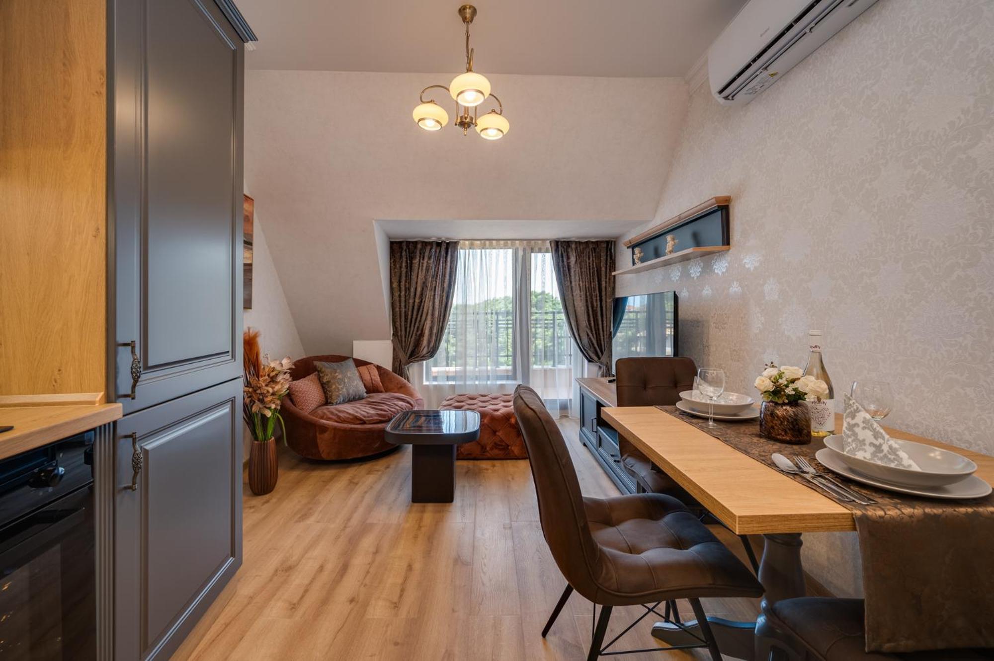 Prestige Central Apartments Varna Eksteriør billede