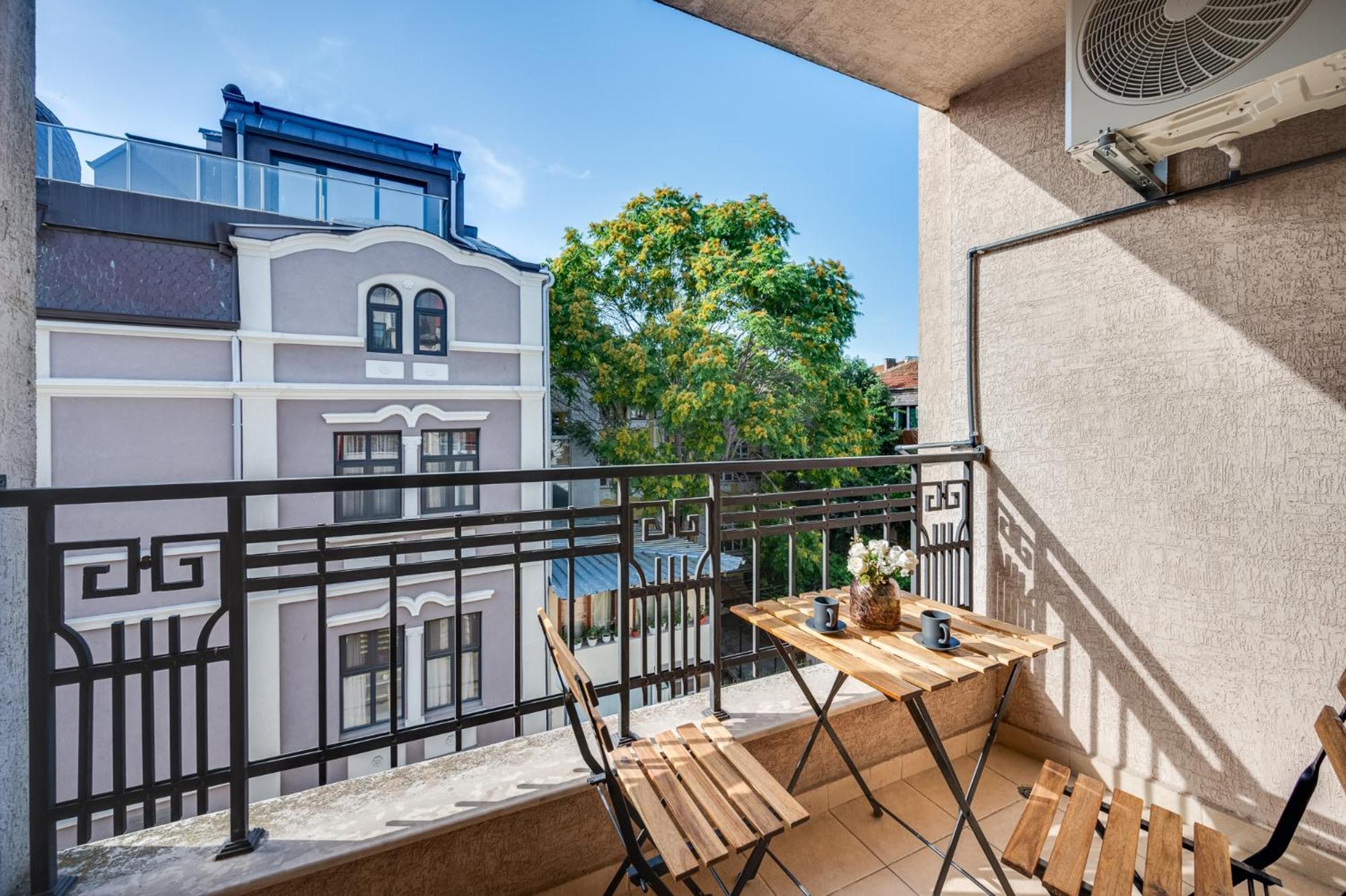 Prestige Central Apartments Varna Eksteriør billede