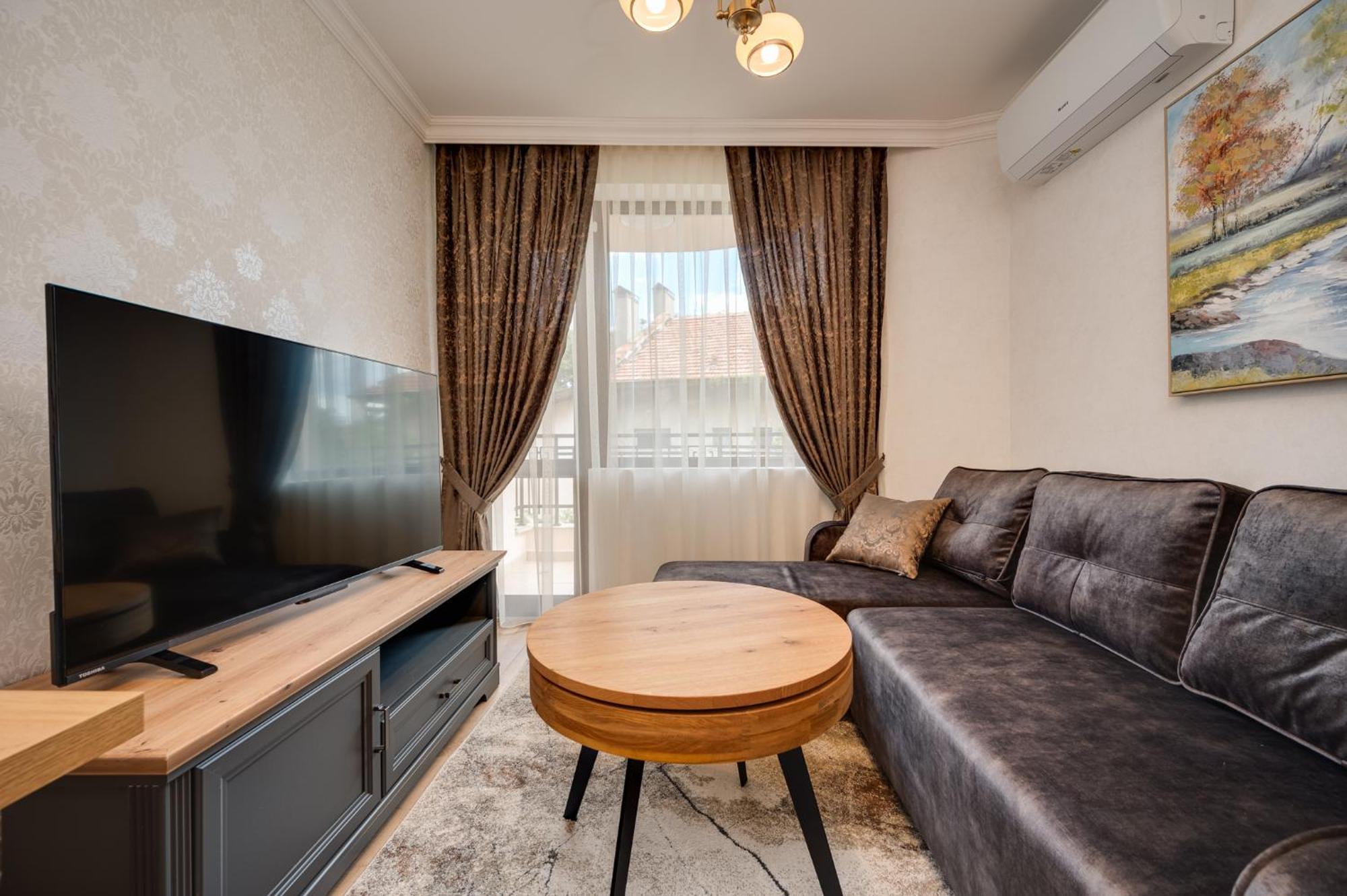 Prestige Central Apartments Varna Eksteriør billede