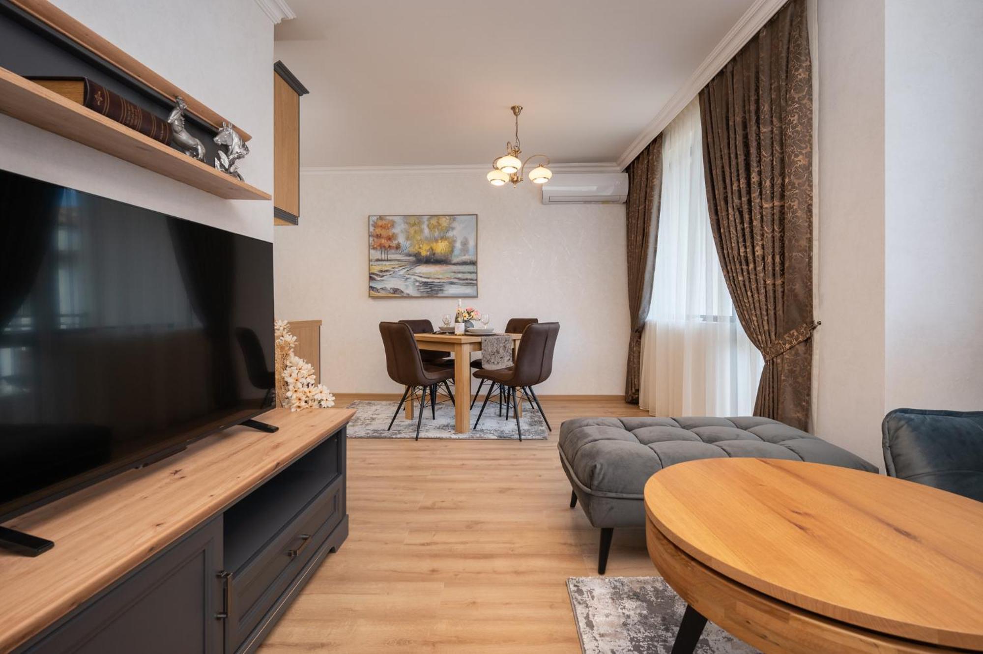 Prestige Central Apartments Varna Eksteriør billede