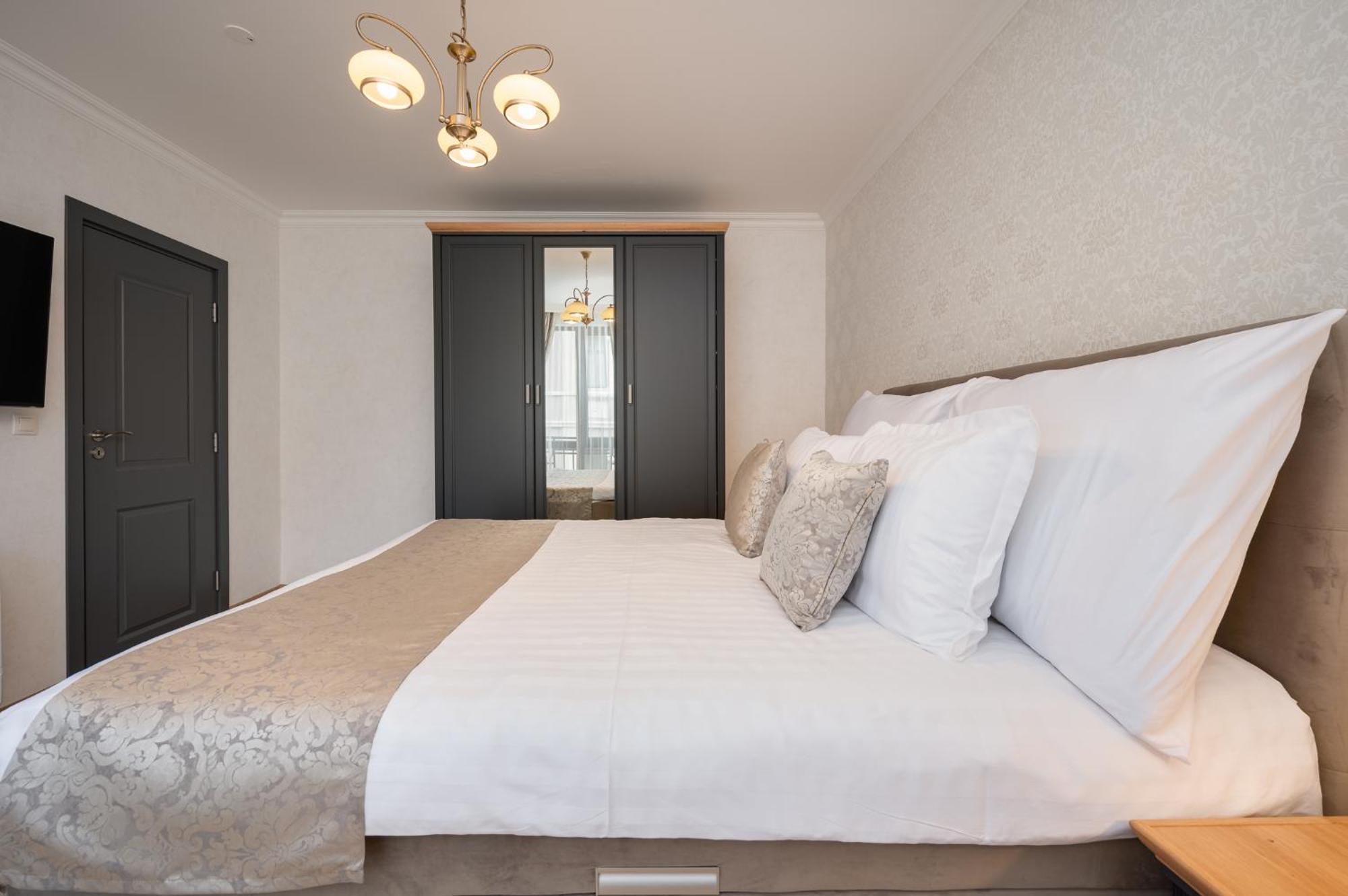 Prestige Central Apartments Varna Eksteriør billede
