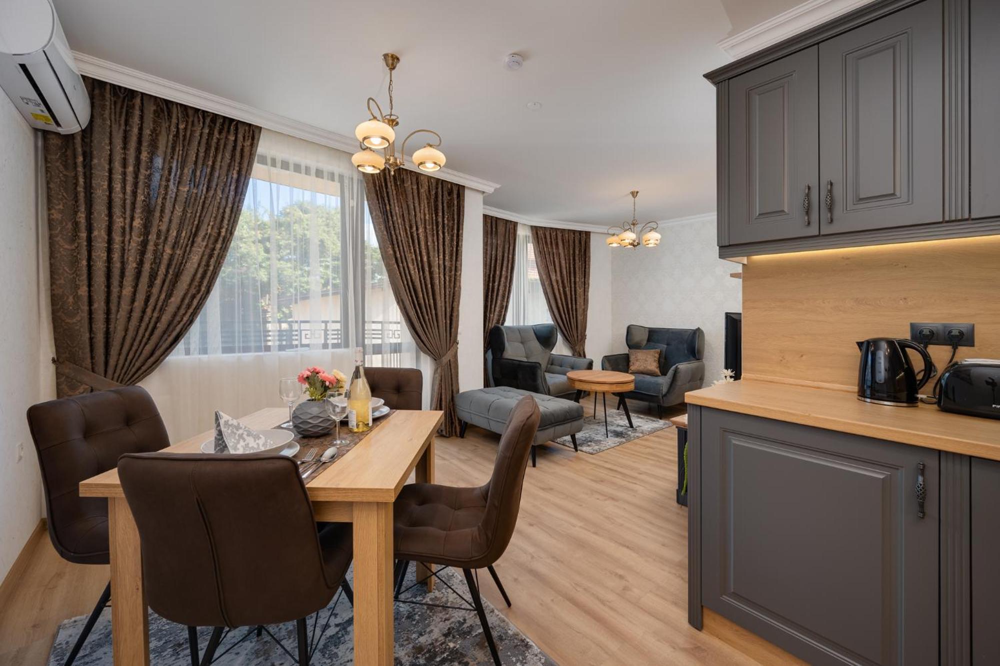 Prestige Central Apartments Varna Eksteriør billede